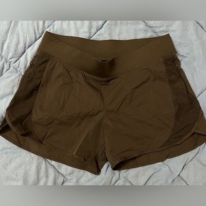 Hylete Women’s Medium Black Shorts